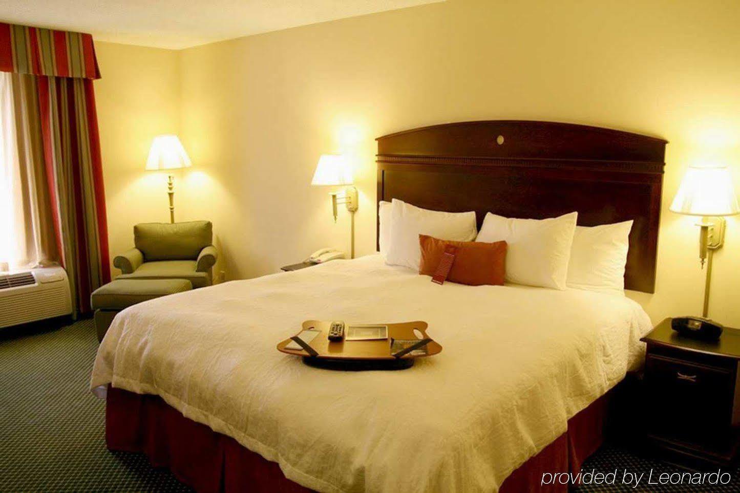 Hampton Inn Stony Creek Ngoại thất bức ảnh